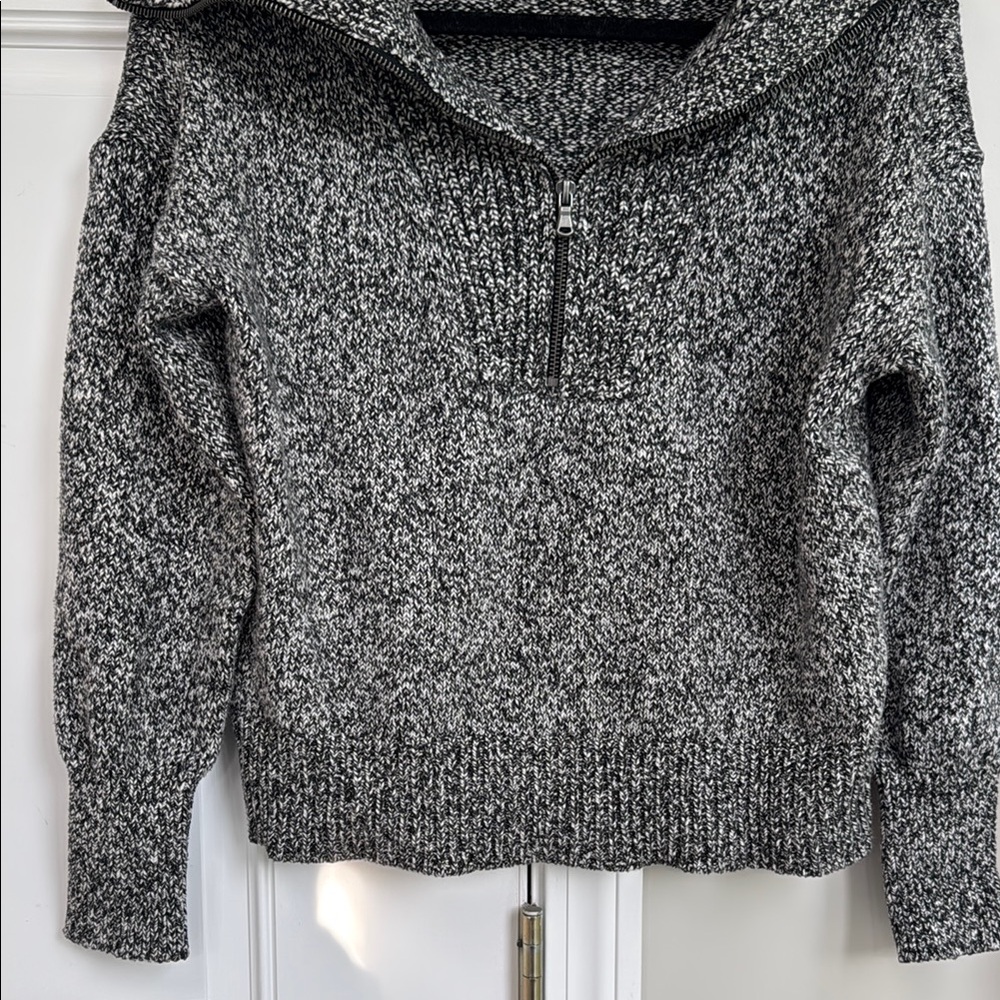LOFT Half Zip Black and White SweaterSize Small - Picture 5 of 9